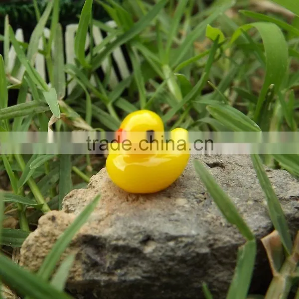 Mini CUTE Fashional Resin Decoration, Mini Yellow Duck Micro Landscape Furnishing Articles photo-3