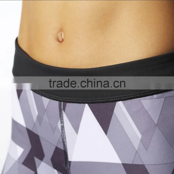 Hot Sale Custom Wholesale Booty Running Women Compression Shorts photo-5