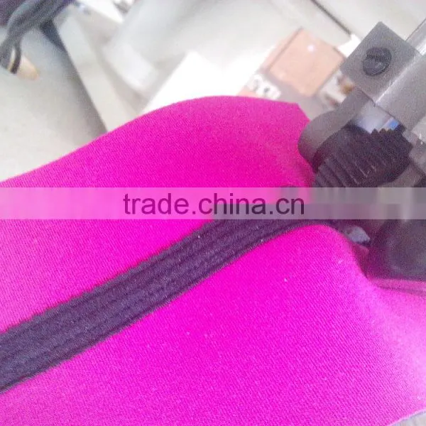 Qinme 36800 4 Needle 6 Thread Tape Feeder Sewing Machines photo-2