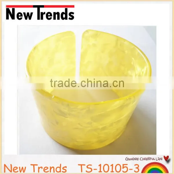 Yellow Color Fashion Bracelet, Acrylic Bracelet, Resin Bracelet