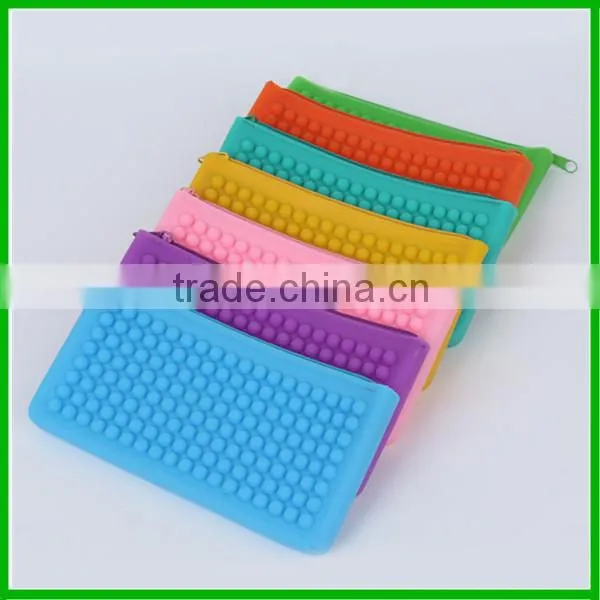 Ladies Silicone Rubber Waterproof Beach Handbag photo-3