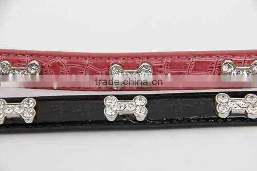 PU Material Dog Collar With Bone Shape Diamond photo-2