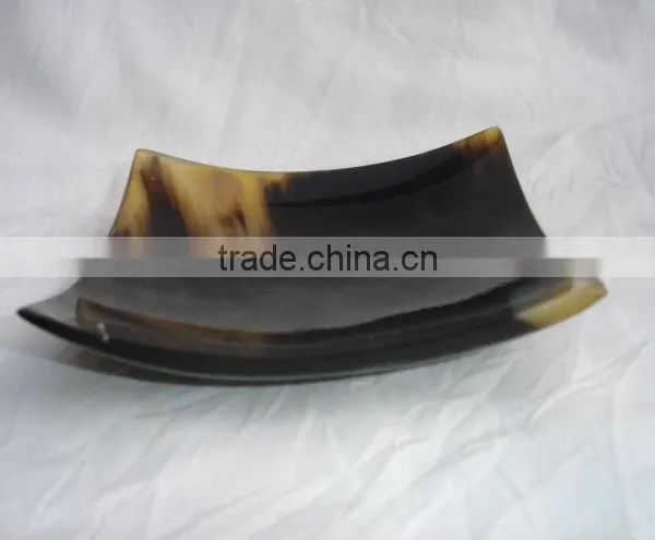 Buffalo Horn Plates in Square Shape Made From Natural Buffalo Horn Suitable for Home Stores