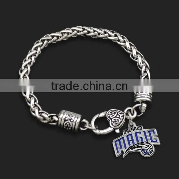 Hollow Philadelphia Eagles Logo Charm Bracelet Sports Fans Custom Charm Bracelet Big Chain Clasp Bracelet for Souvenir Gifts photo-5
