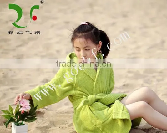 Soft 100% Cotton Pure Color Hooded Bathrobe for Kids photo-4