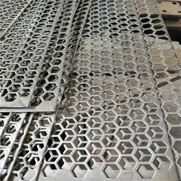 Customized Hexagonal Perforated Screen for Exterior Decorative Security photo-2