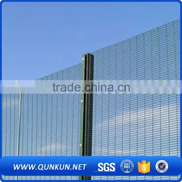 High Quality 358 Security Razor Wire Anti-climb Airport Electric Prison Fences Qunkun photo-6