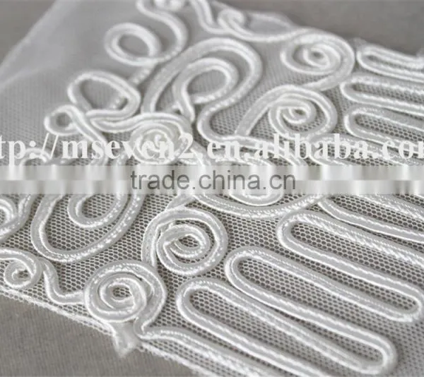 2016 Newest Design 100% Polyester White Color Lace Fabric Embroidery Trim Patch for Clothing Shoulder photo-4