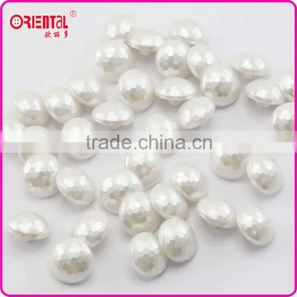 White Pearl Button for Lady's Fashion