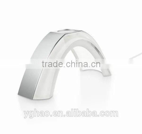 2015 New Arrival Compatible Wireless Charger Transmitter for Apple Watch photo-4