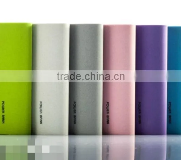 High Electric Capacity Portable Power Bank,Shaking Display Power Bank of 12000mAH photo-4