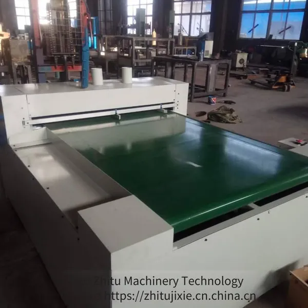 Production and Processing Equipment for High-density Foamed Insulation Fresh Food Boxes, Kc1450 Extruded Polystyrene Board Slotting Machine photo-3