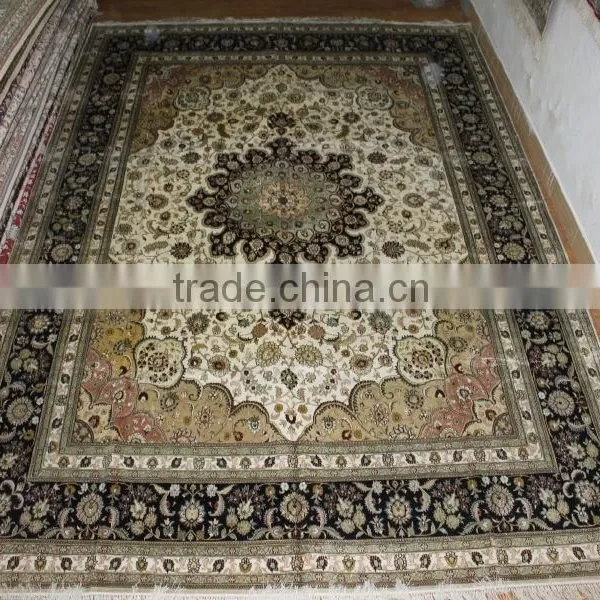 Decorative Use Persian Silk Carpet Hand Knotted Silk Carpet