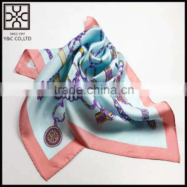 2015 High Quality Silk Printed Kerchief Sacrf