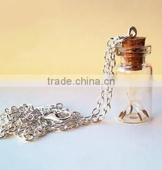 Mini Glass Bottles With Corks and Screw Eye Pins, Glass Jar Vial Charm Pendant With Chains Necklaces