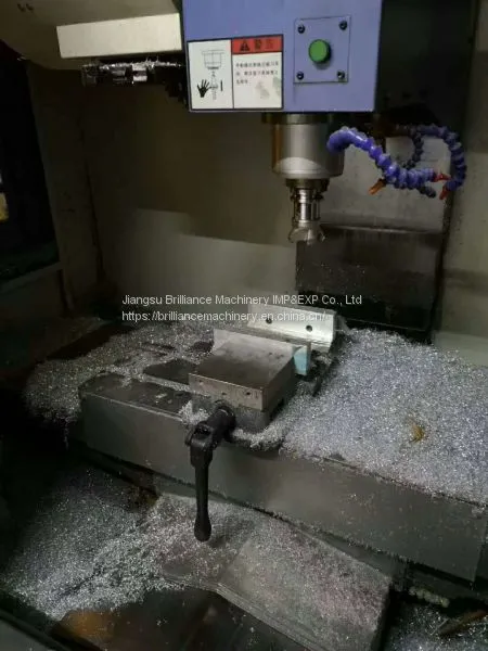 Taiwan Twinhorn VH700 Vertical Machining Center photo-3