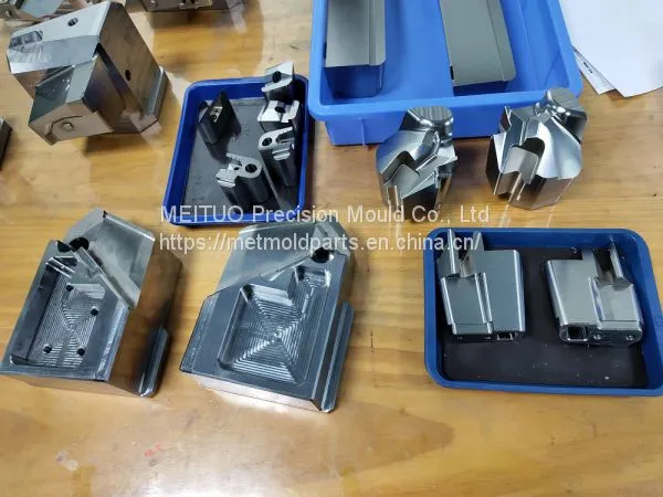 2020 Producer With Precised Tolerance ±0.005-±0.01 Mould Components in China photo-4