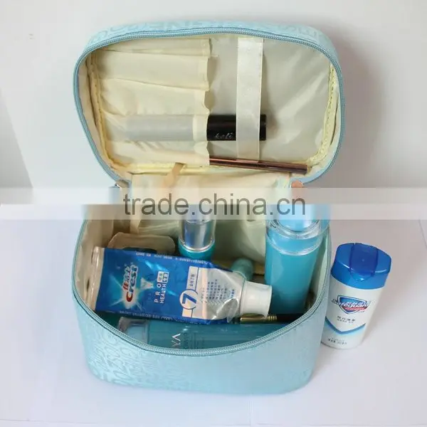 Hanging Pot Standing uo Pouch, Beautiful Cosmetic Tool Box photo-3