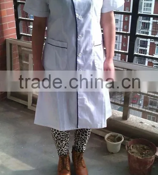 Fashionable Designed Hospital Lab Coat photo-3