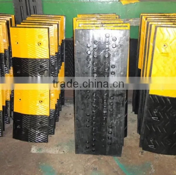 China Market Wholesale Safety Equipment Rubber Cable Hump photo-2