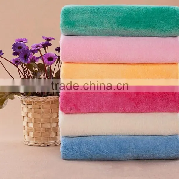 Chian Manufacture Microfiber Pet Cleaning Glove photo-2