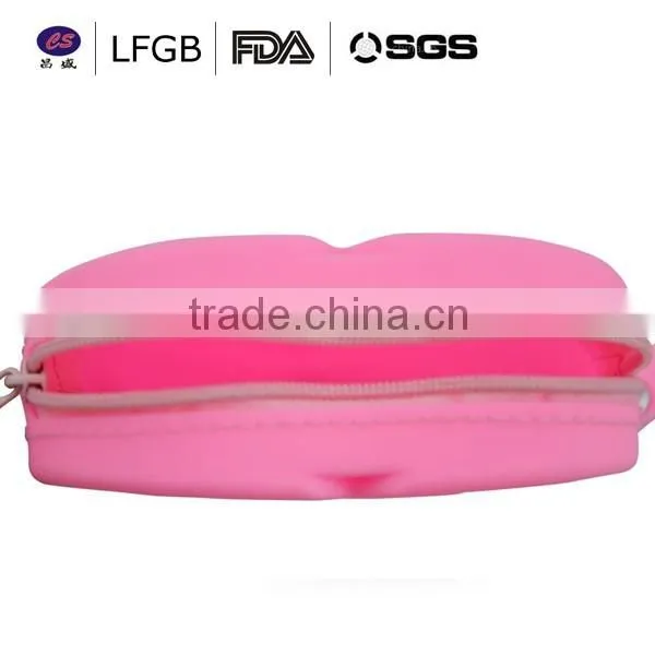 China Manufacturer Promotion Silicone Cheap Handbags Online / Lady Handbag in Heart Shape FDA / LFGB photo-5