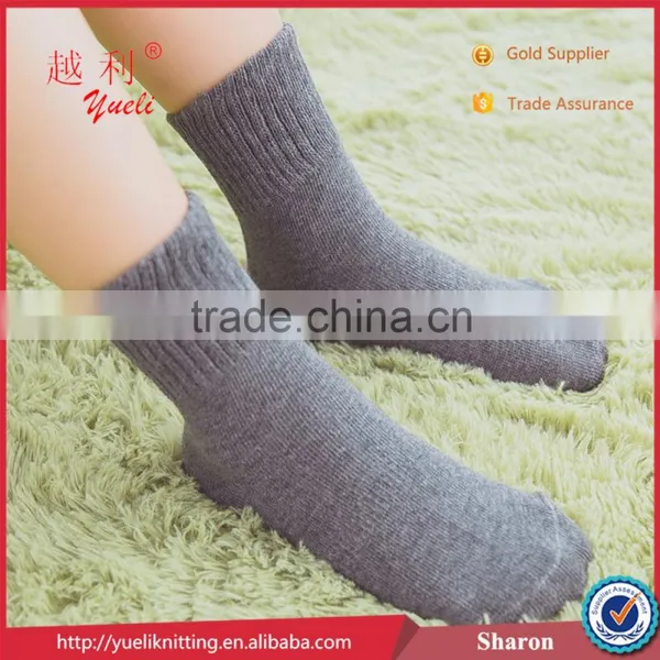 Led Light Christmas Child Tube Sock for Sales Single Covered Sock Yarn