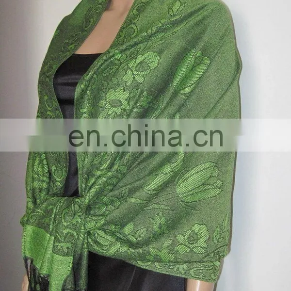 Feather Boa Made by 100% Polyester