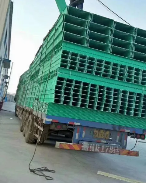 Closed Type Hot Dip Galvanized Steel Fiberglass FRP Cable Tray With Cover for Management photo-5