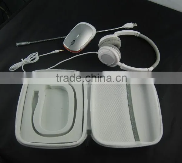Promotional Gifts Laptop,Mobile Phone Application Travel Set Including Mouse USB Light Headphone photo-6