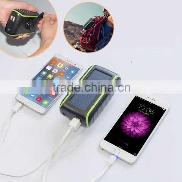 Dual USB and Waterproof Hand Crank Solar Mobile Charger photo-4