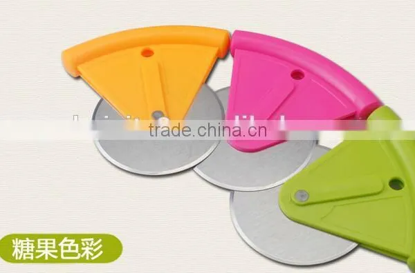 CY134 Stainless Steel Pizza Cutter With Handle Pizza Knife photo-4