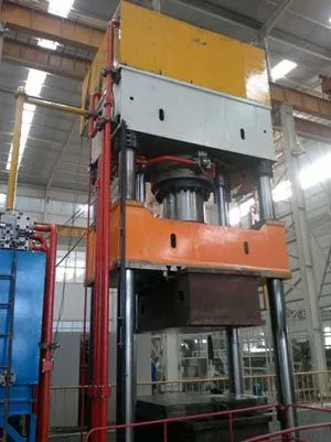 Hot Sale 1250t Free Die Hydraulic Forging Press +15t Manipulator photo-4