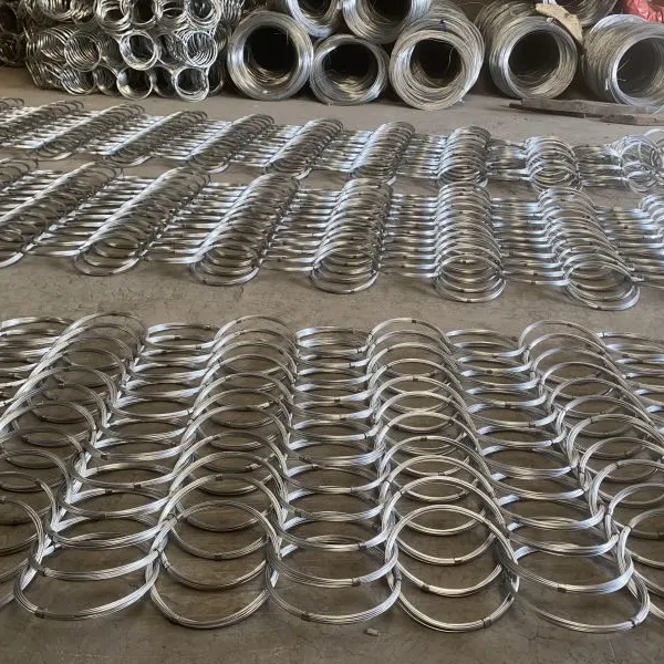Interlocking Galvanized Steel Rings Rope Mesh Debris Flow Barrier Nets Cutting Bending Customizable Size for Rockfall Prevention photo-2