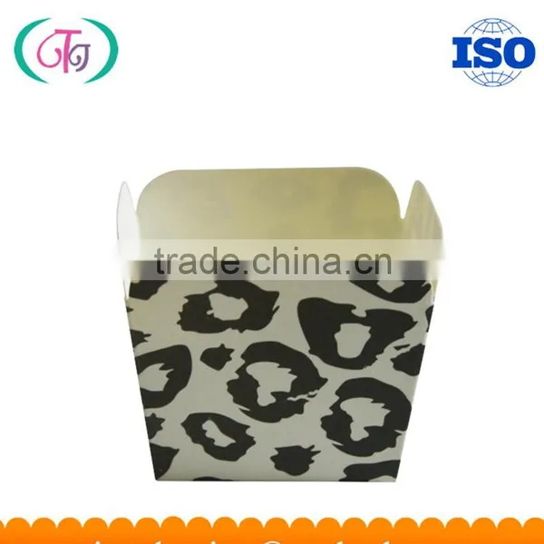 PE Coated Film Paper Hexagon Shaped Cake Cups Paper Baking Liner for Cakes photo-4