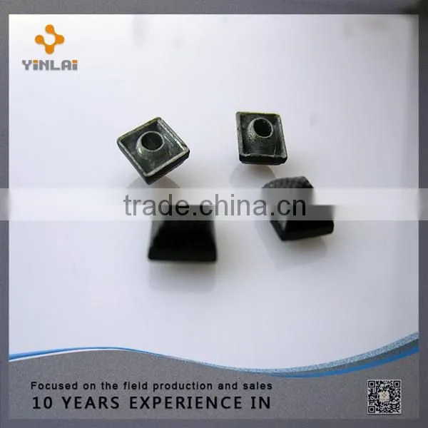 Factory Best Quality Fashion Pyramid Rivets Pyramid Studs photo-4