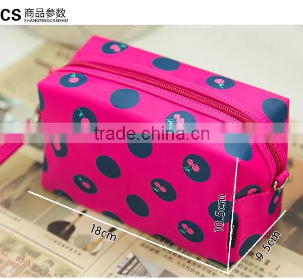 Cute Travel Cosmetic Bags photo-2