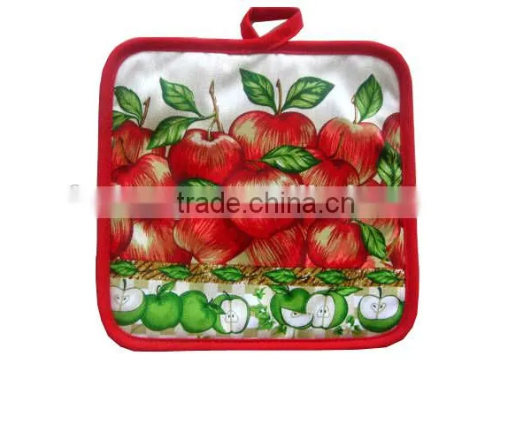2pcs Kitchen Set Apple Design in Cotton Oven Mitt and Pot Holder photo-2