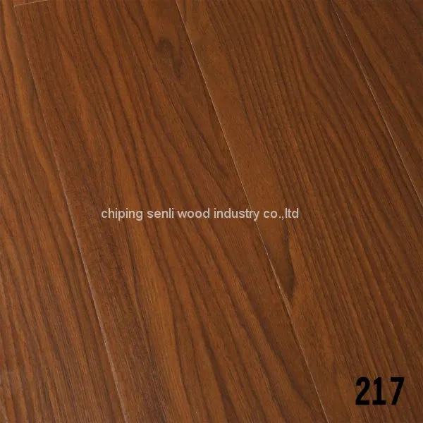 Synchronized Embossed U Groove Ac4 Shandong Laminated Wood Floor photo-3