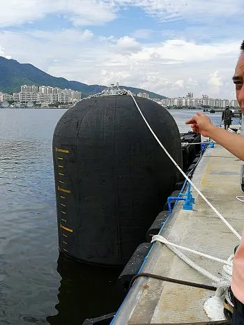 China Hydro Pneumatic Fender photo-5