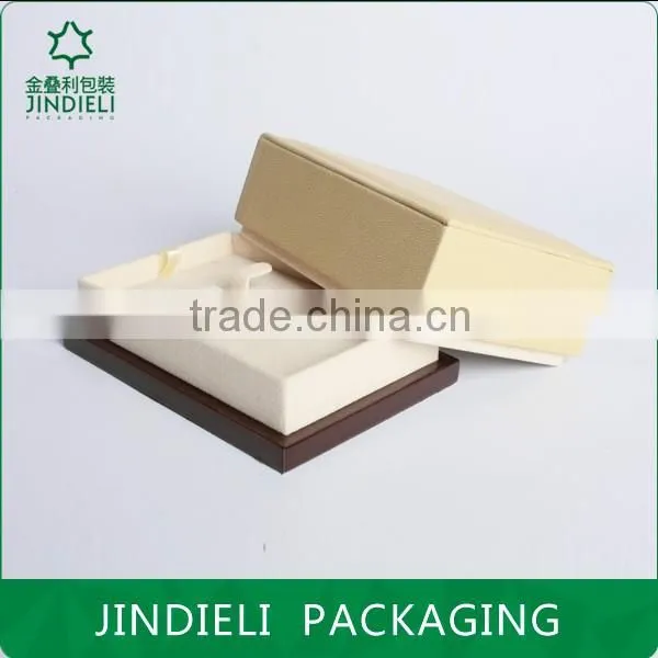 Top Grade Off-white Velvet Whole Jewelry Set Box Packaging photo-2
