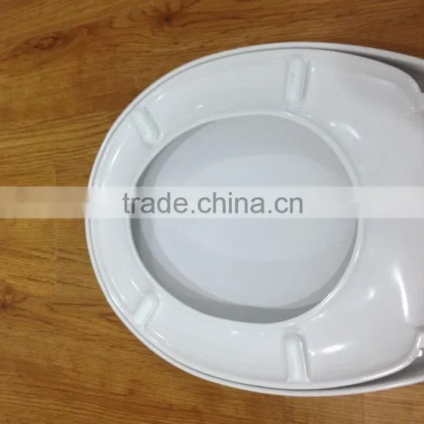 Wrap-over Duroplast WC Toilet Seat Cover With Soft Close and Quick Release Hinge photo-3