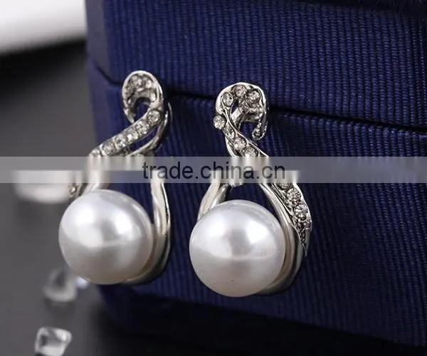 Small Order China Wholesale Necklace With Pearl Earring Gold 3pcs Jewelry Set Korean photo-4