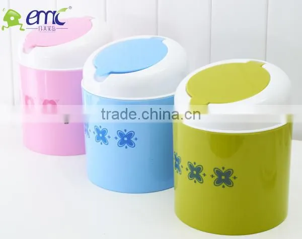 Little Plastic Dumpster With Lid Round 205