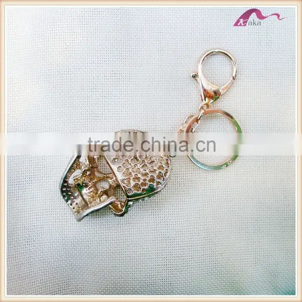 Custom Metal Crystal Skull Shape Keychain For Men photo-2