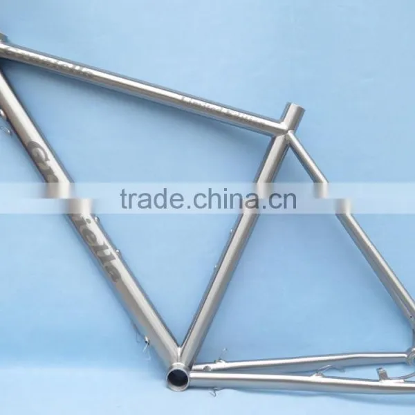 Titanium 700C Road Bike Frame With Internal Cable Routing photo-2