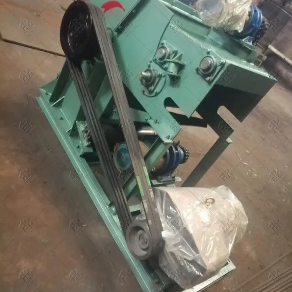 Good Price Wood Hammer Mill Wood Shredder Wooden Blocks Carton Crusher photo-3