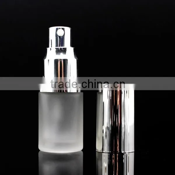 Fancy 15ml Lotion Glass Bottle With Silver Press Pump photo-2