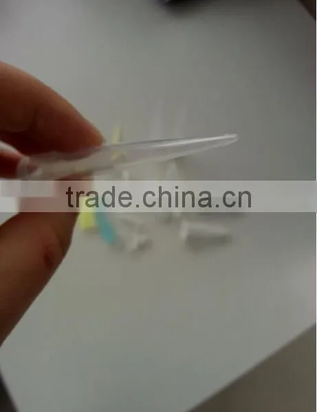 Disposable Laboratory Plastic Mini Micro Pipette Tip photo-2
