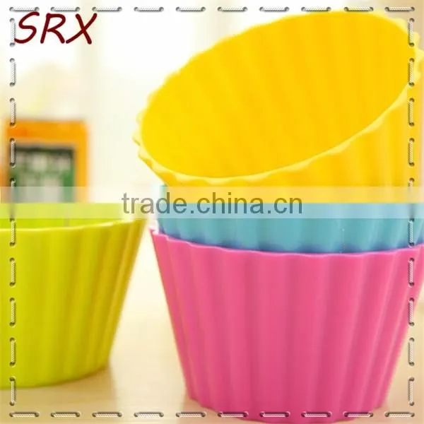 330ml Manufacture Colorful Round Plastic Dessert & Candy Bowls With Spoon photo-2